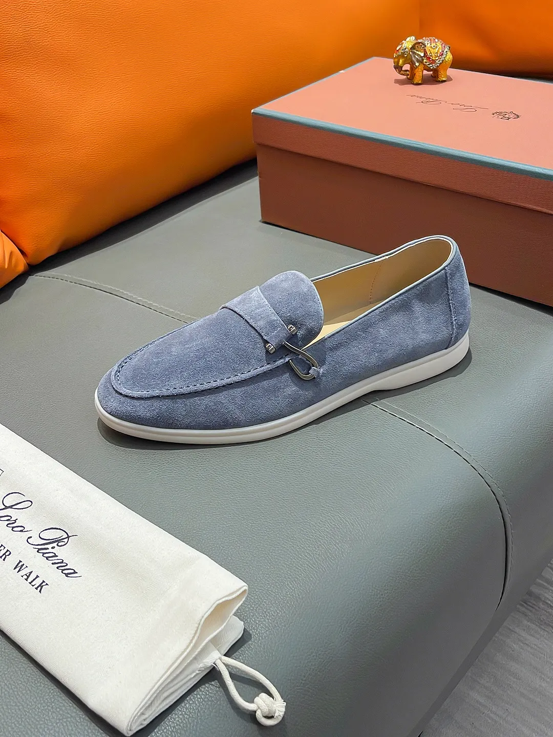 Men's shoes LORO PIANA "LP" P420 Regular size: 38-44 (casual shoes) Product materials: Selected high-mercerized suede upper, comfortable sheepskin lining; original outsole.